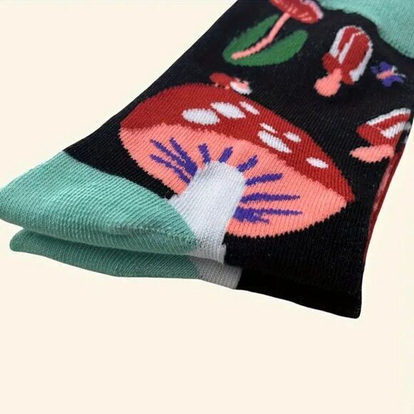 Trendy Women's Mushroom Print Mid Tube Socks Soft Breathable Boho Festival - Picture 4 of 4